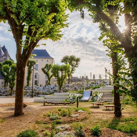 Poterne- Raffiné Avec Jardin Appartement