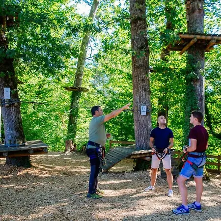 Poterne- Raffiné Avec Jardin Aubeterre-sur-Dronne