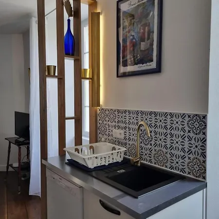 Poterne- Raffiné Avec Jardin Appartement